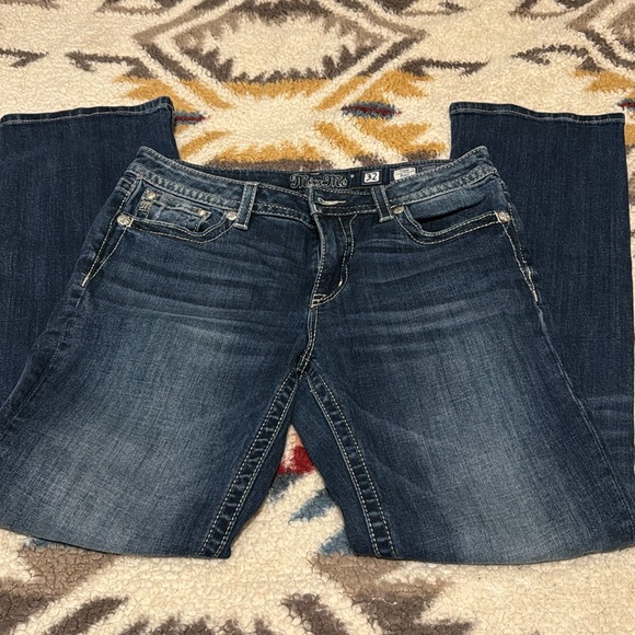 EUC Miss Me Jeans - Picture 4 of 5